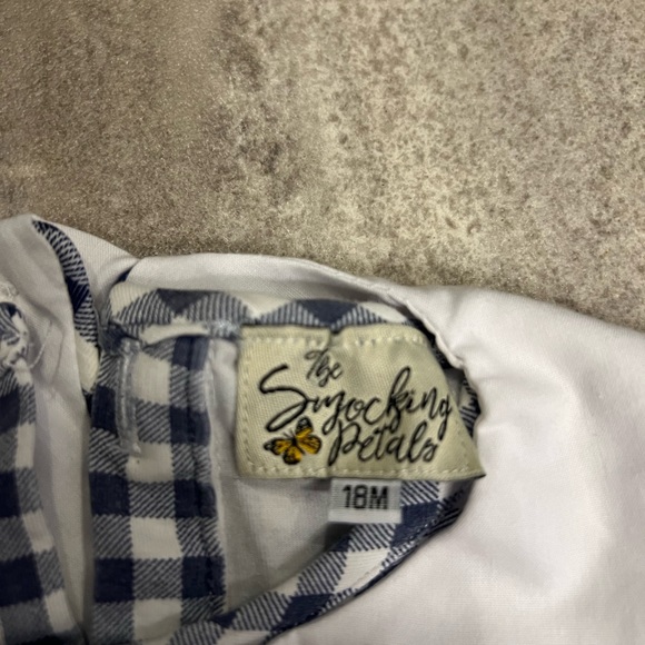 The smoking petals smoked outfit - Picture 2 of 2